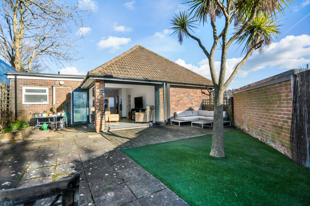 Additional image 19 of Sunnydale Close, Brighton, BN1