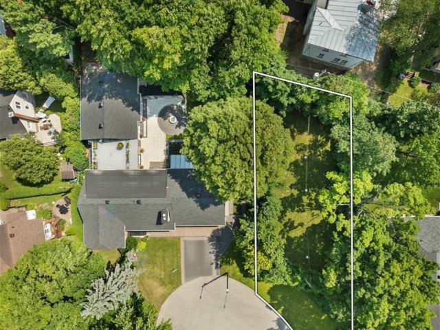 Av. du Parc-De La Chesnaye|Québec (Sainte-Foy/Sillery/Cap-Rouge), Quebec G1S4B8