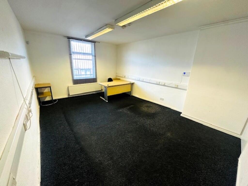 Additional image 3 of Halliwell Road, Halliwell, Bolton