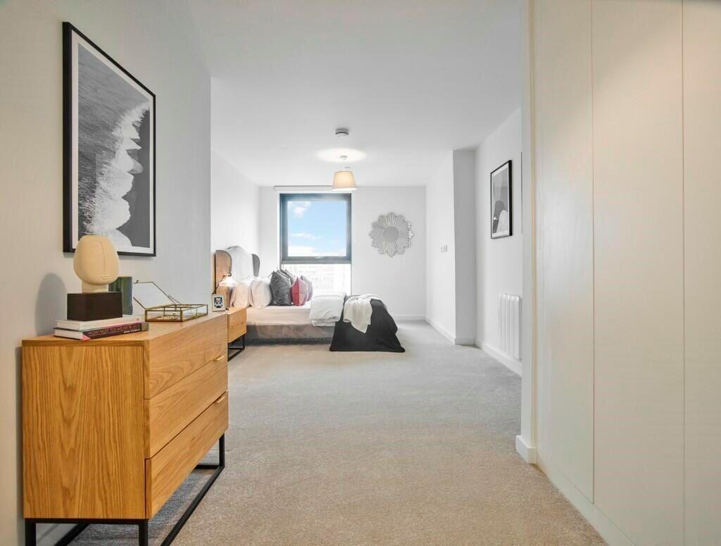 Additional image 10 of 37 Holdenhurst Road Bournemouth BH8