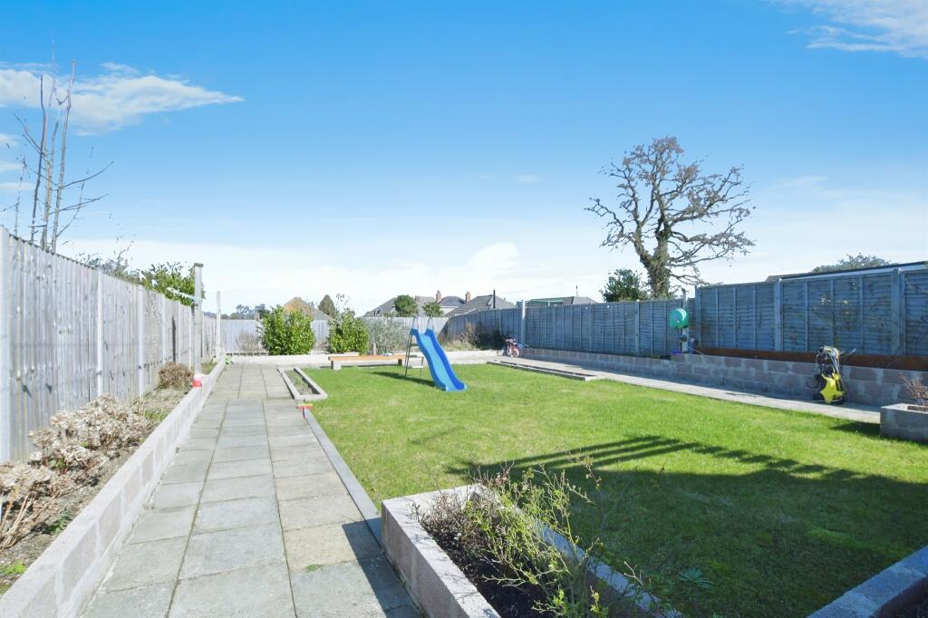 Additional image 6 of Leybourne Avenue, Bournemouth