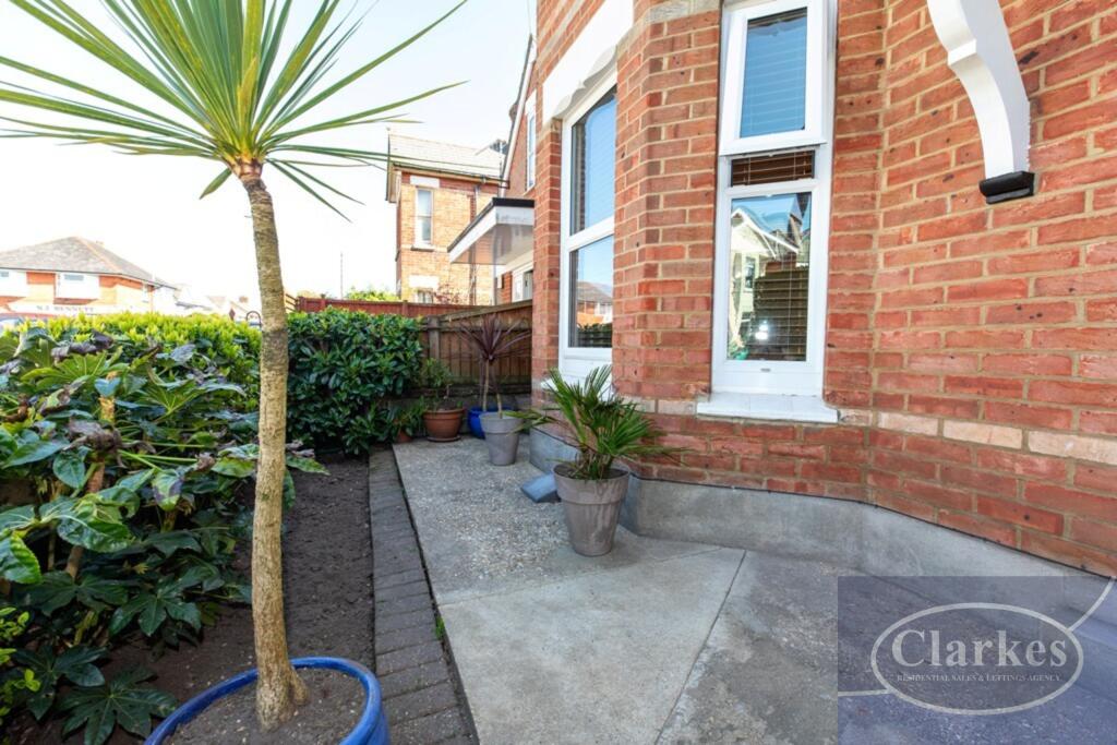 Additional image 19 of STYLISH Detached House CASTLE RD WINTON