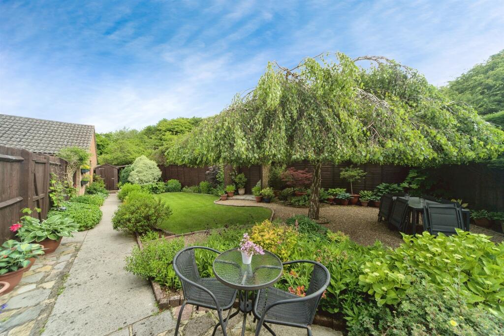 Additional image 16 of Hodcombe Close, Eastbourne