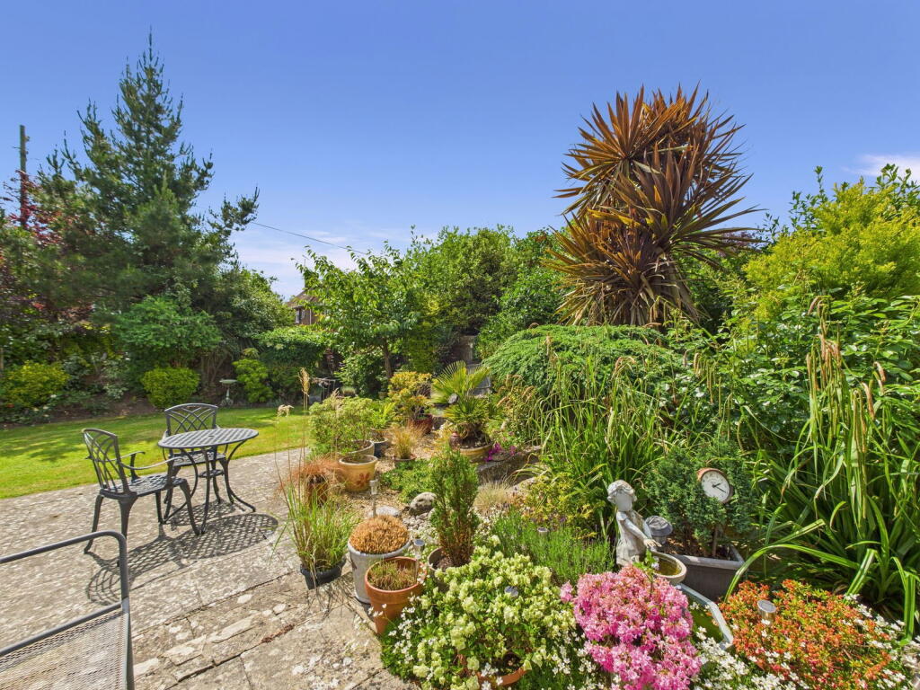 Additional image 15 of Hillside Avenue, Worthing, BN14 9QT