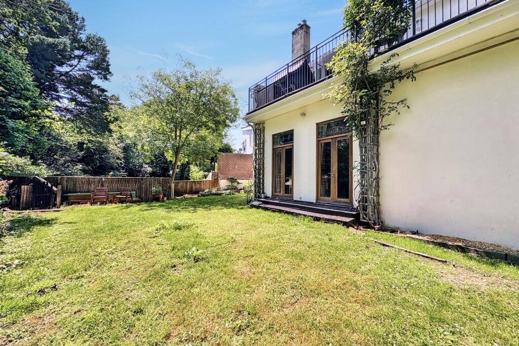 Additional image 19 of Broadstone