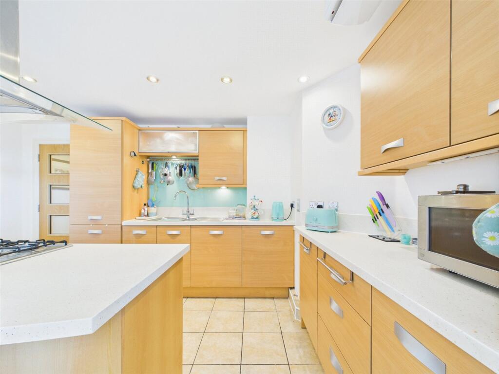 Additional image 11 of Boscombe Spa Road, Boscombe, Bournemouth, Dorset, BH5