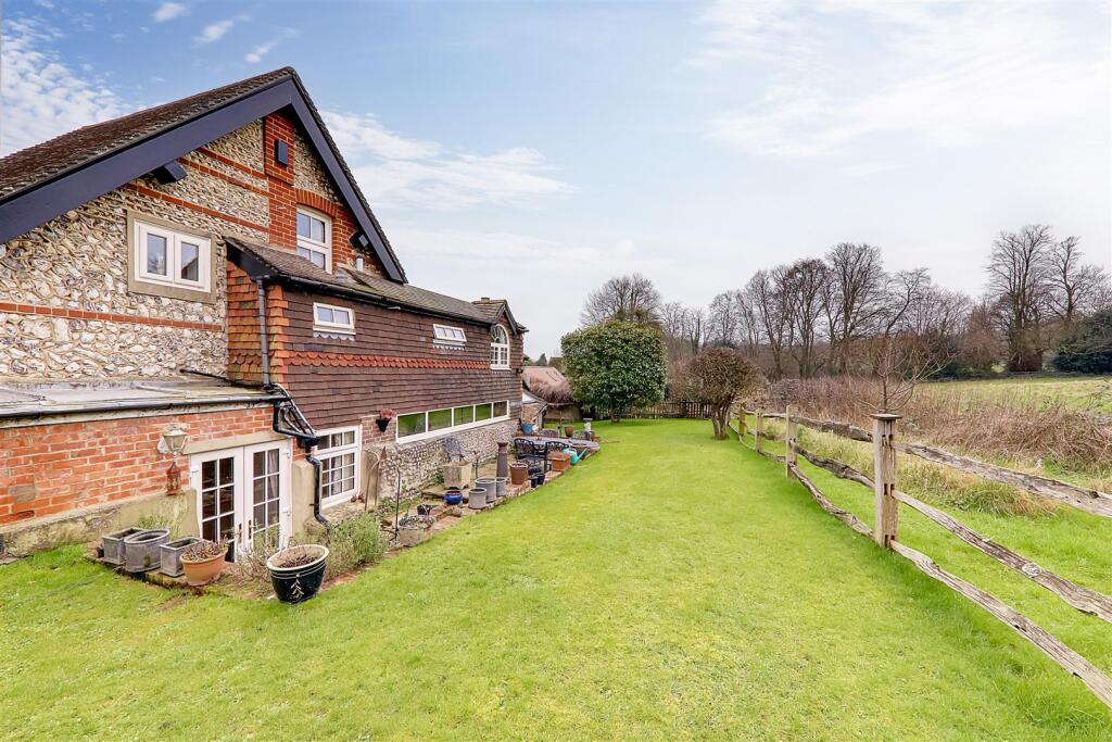 Additional image 41 of High Street, Findon Village ,  Worthing