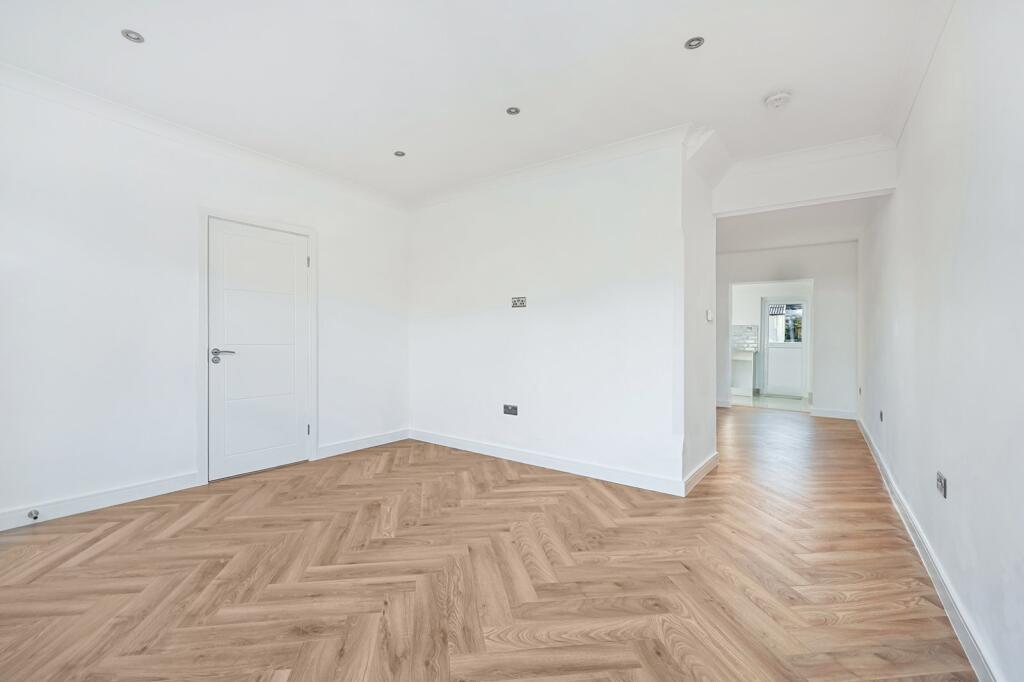 Additional image 4 of Freshbrook Road, Lancing, BN15