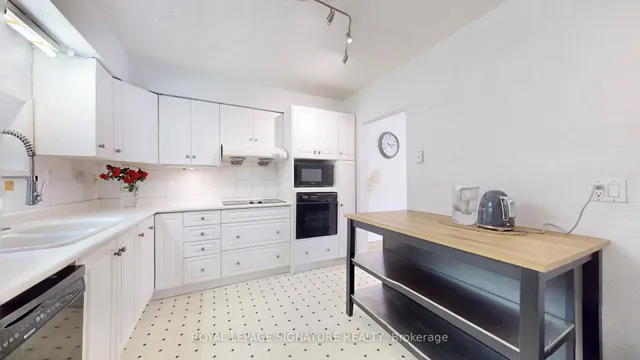 Additional image 15 of 6 Esterbrooke Ave Unit 76