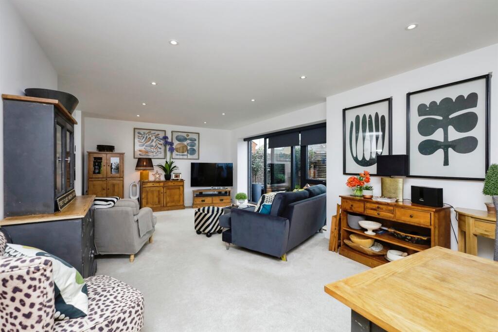 Additional image 9 of Genovesa Way, Eastbourne