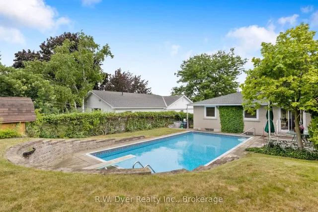 Additional image 28 of 41 Highpark Ave