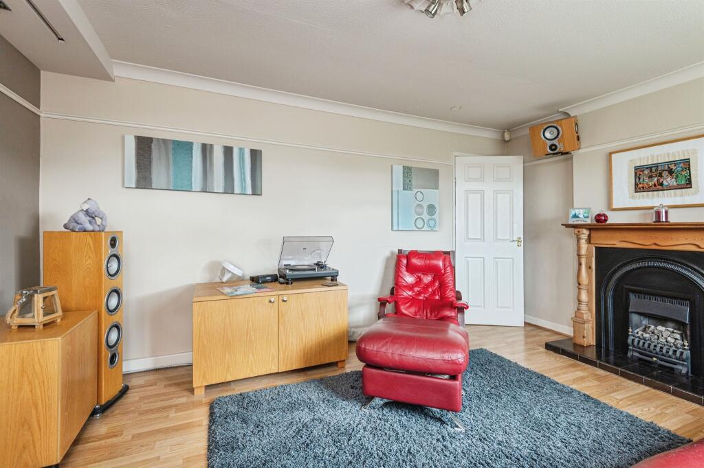 Additional image 3 of Moffat Close, Bradford