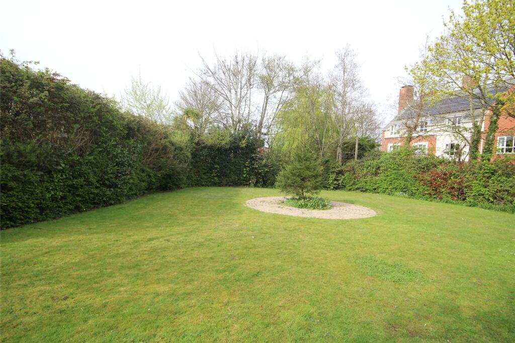 Additional image 14 of Park Road, New Milton, Hampshire, BH25