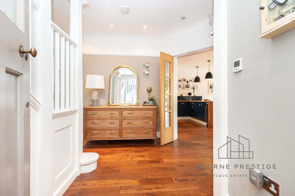 Additional image 5 of St Albans Ave, Queens Park