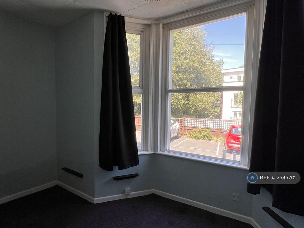 Additional image 2 of Crest Court, Bournemouth, BH2