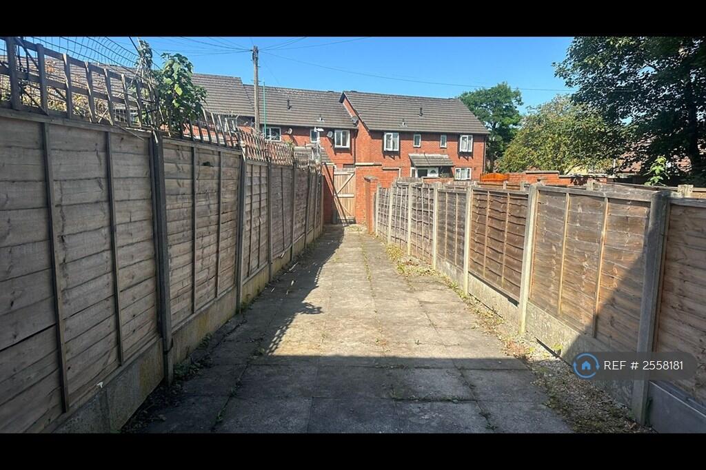 Additional image 37 of Rishton Lane, Bolton, BL3