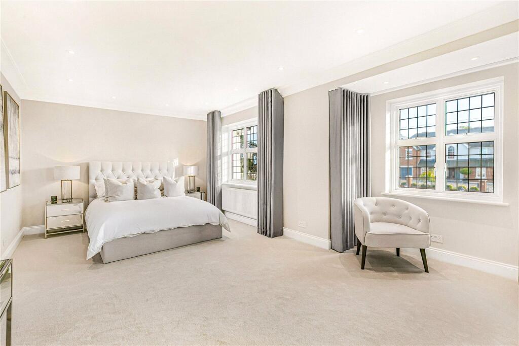 Additional image 18 of Brookmans Avenue, Brookmans Park, AL9