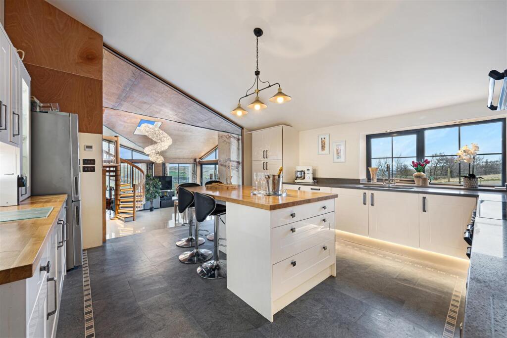 Additional image 112 of Gincroft Lane, Ramsbottom, Bury