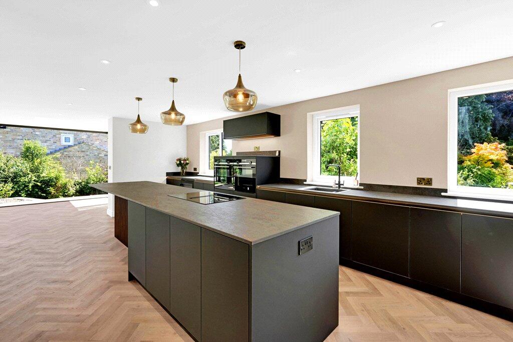 Additional image 6 of Stoneacre, 4 Highgate, Park Road, Cross Hills, BD20 8BE