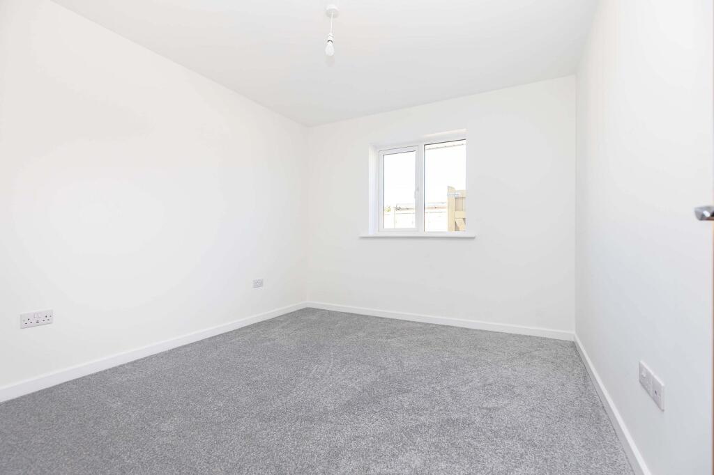 Additional image 12 of Seafield Road, Barton On Sea, New Milton, Hampshire. BH25 7JS