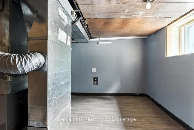 Additional image 42 of 64 Lancaster St