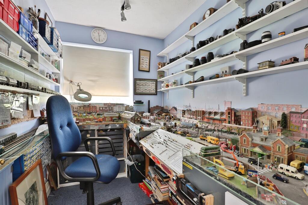 Additional image 17 of Goldfinch Road, Poole