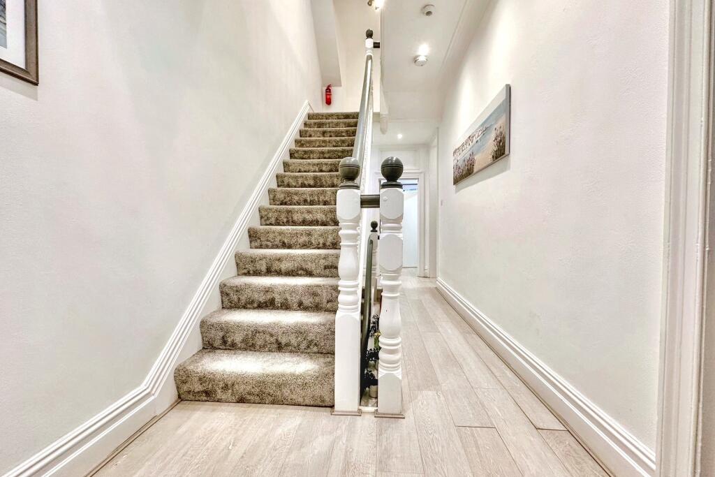 Additional image 9 of Alum Chine