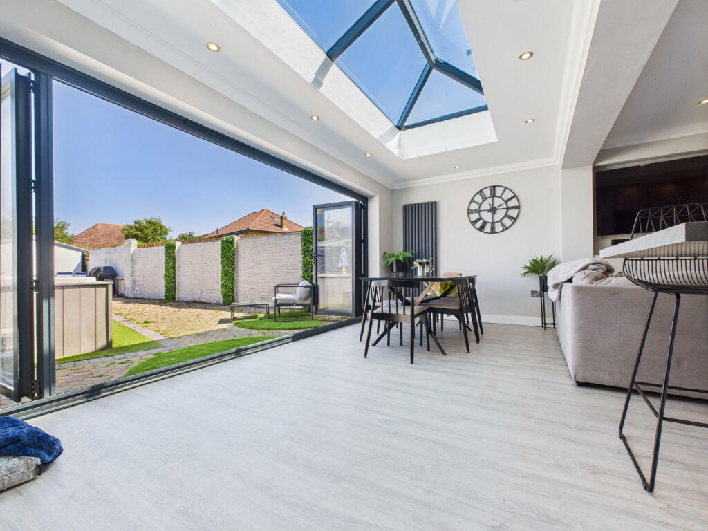 Additional image 7 of Brighton Road, Lancing, BN15 8JB