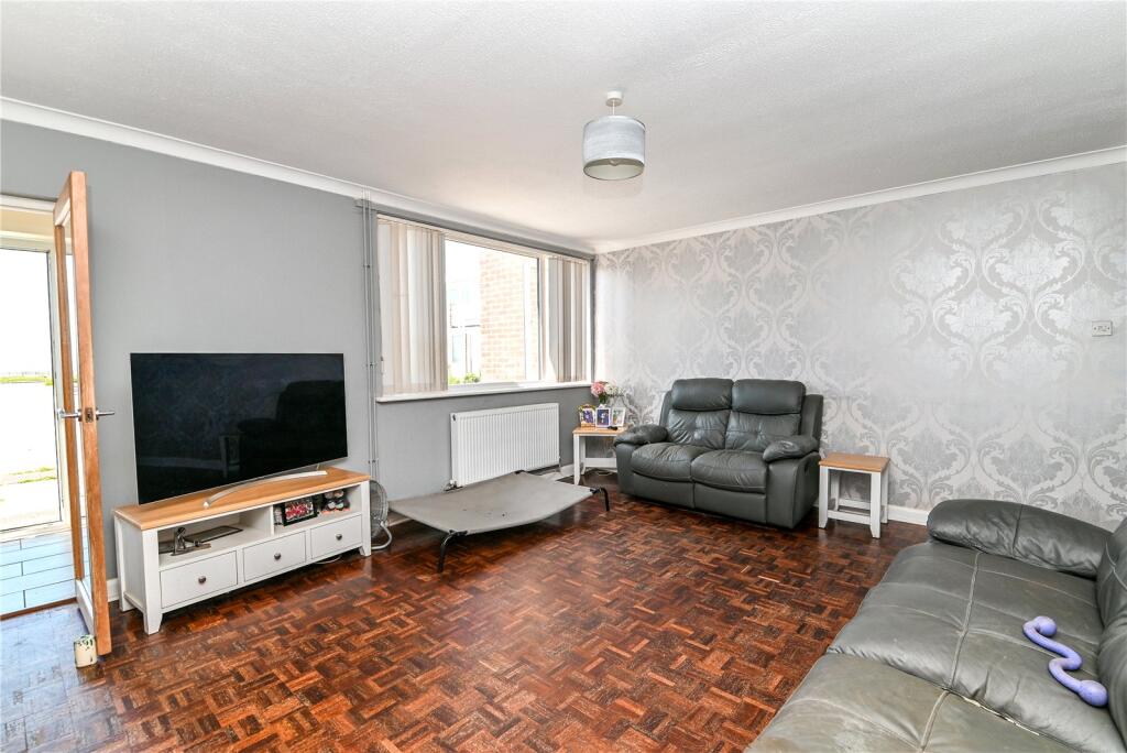 Additional image 10 of White Horses, Marine Drive, Barton on Sea, Hampshire, BH25