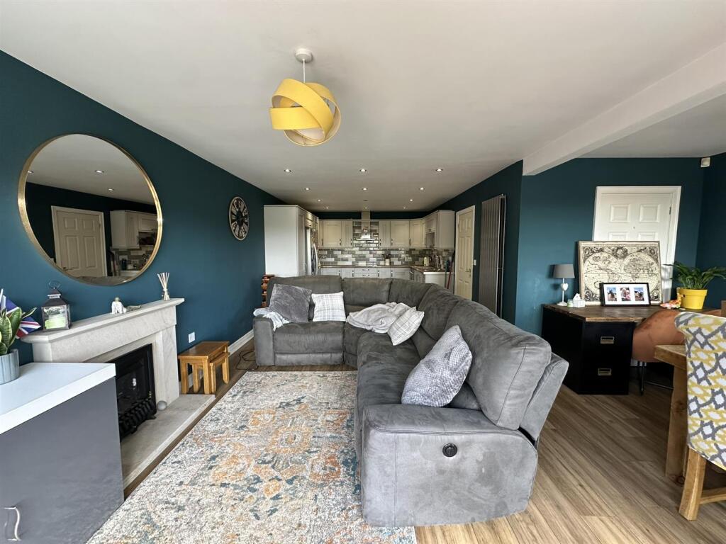 Additional image 3 of Box Tree Grove, Keighley