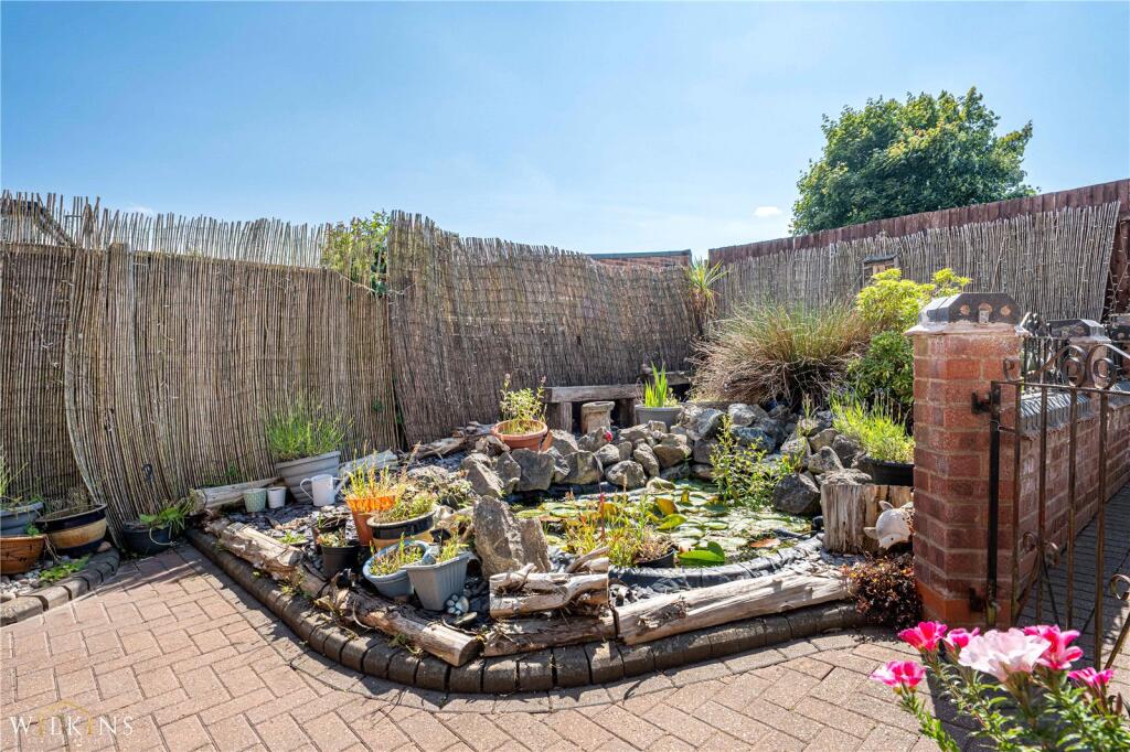 Additional image 33 of Hillcrest Close, Tamworth, Staffordshire, B79