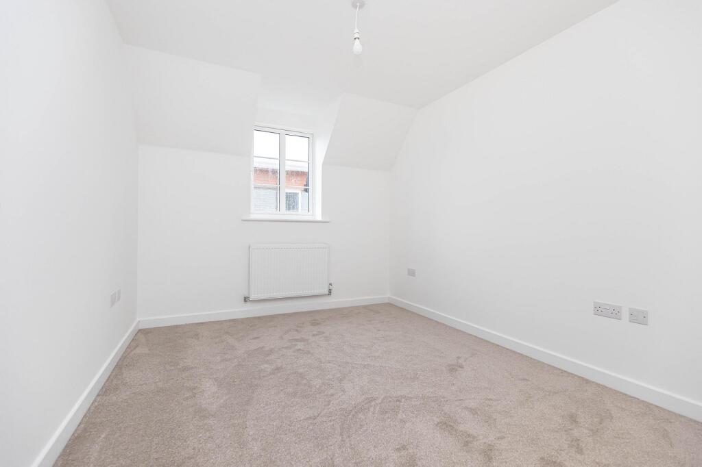 Additional image 9 of Lymington Road, Highcliffe, Dorset. BH23 5ET