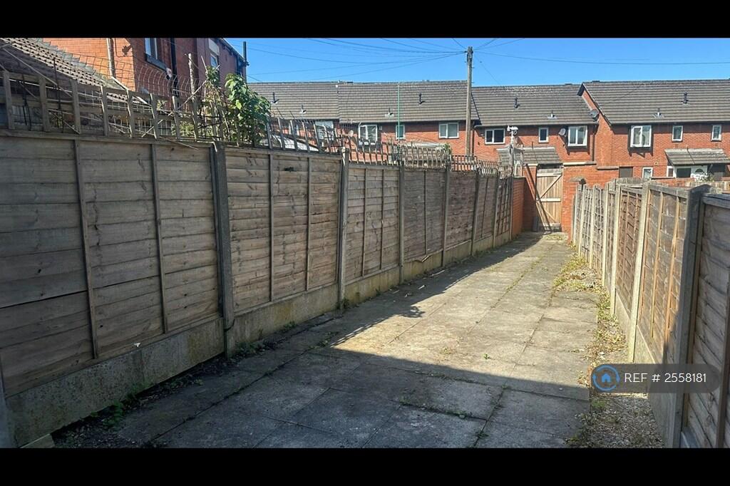 Additional image 38 of Rishton Lane, Bolton, BL3