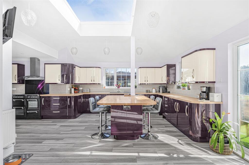 Additional image 12 of Outlook Avenue, PEACEHAVEN