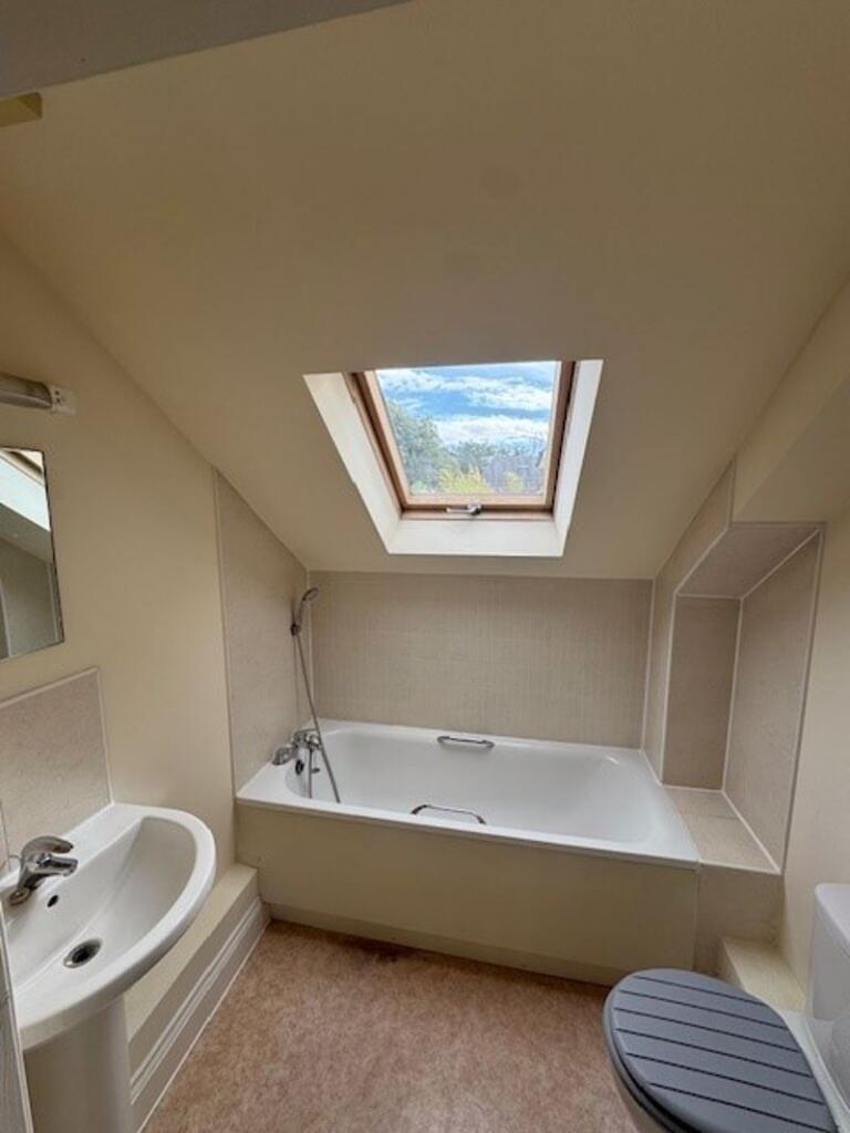 Additional image 5 of Available Now – Two-Bedroom Flat in Southbourne – £1,150 pcm