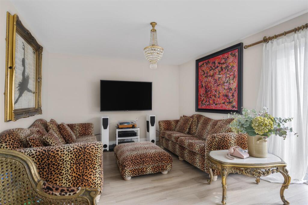 Additional image 14 of Sunview Avenue, Peacehaven