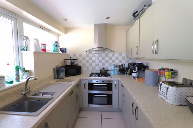 Additional image 5 of 3 Bedroom Second Floor Maisonette With Parking Close To Town Centre & Beach