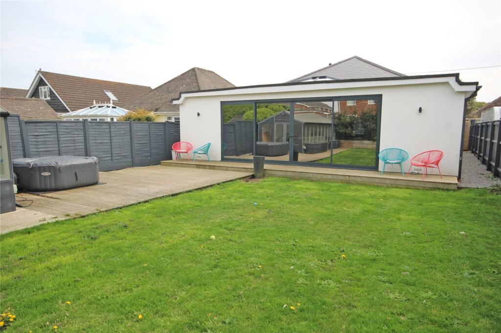 Additional image 14 of Seacroft Avenue, Barton on Sea, New Milton, Hampshire, BH25