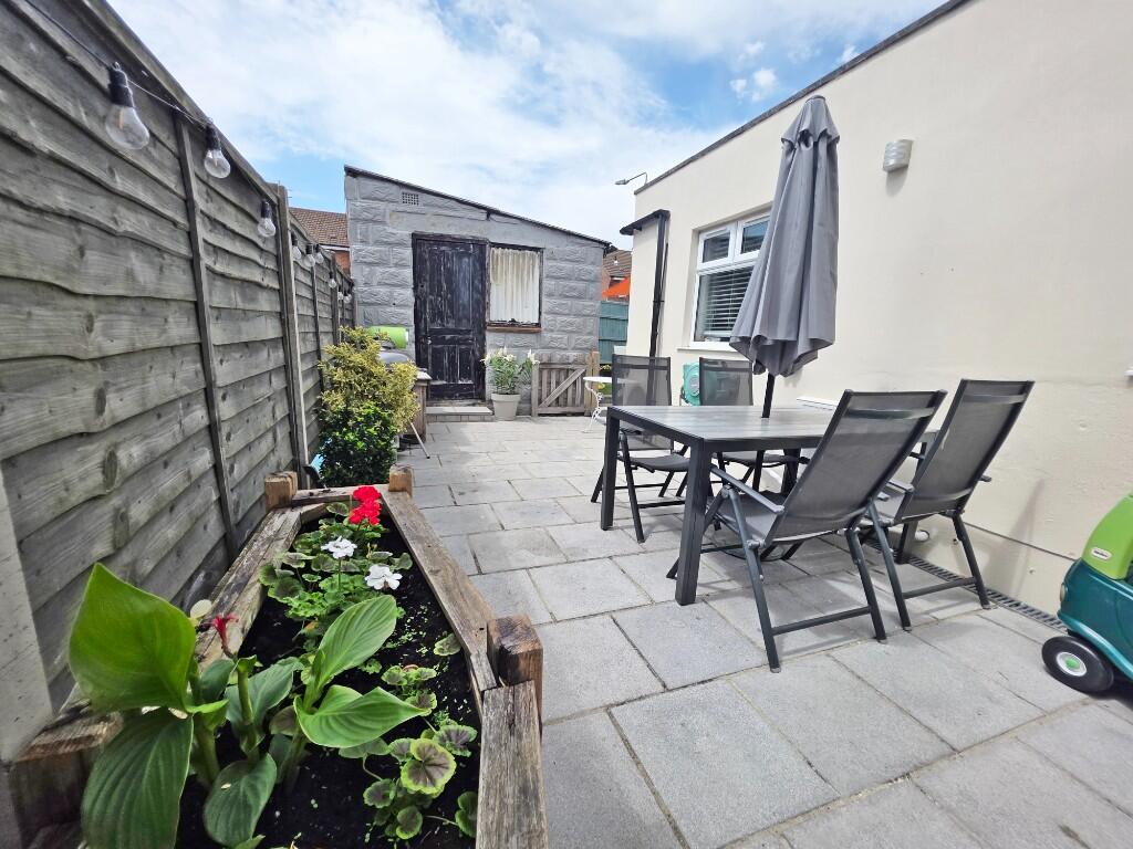 Additional image 10 of Garden Flat, Fortescue Road, Bournemouth, Dorset, BH3