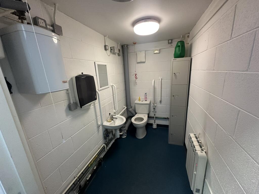 房产图片 9 - 东bourne BN23 6QW 哈格里夫斯路哈格里夫斯商务园1、2单元