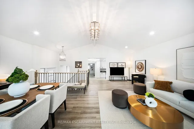 Additional image 12 of 665 Kipling Ave