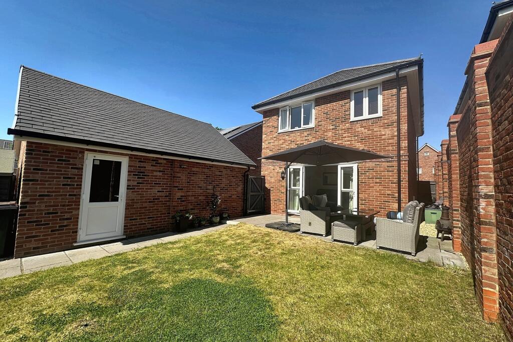 Additional image 19 of Verwood