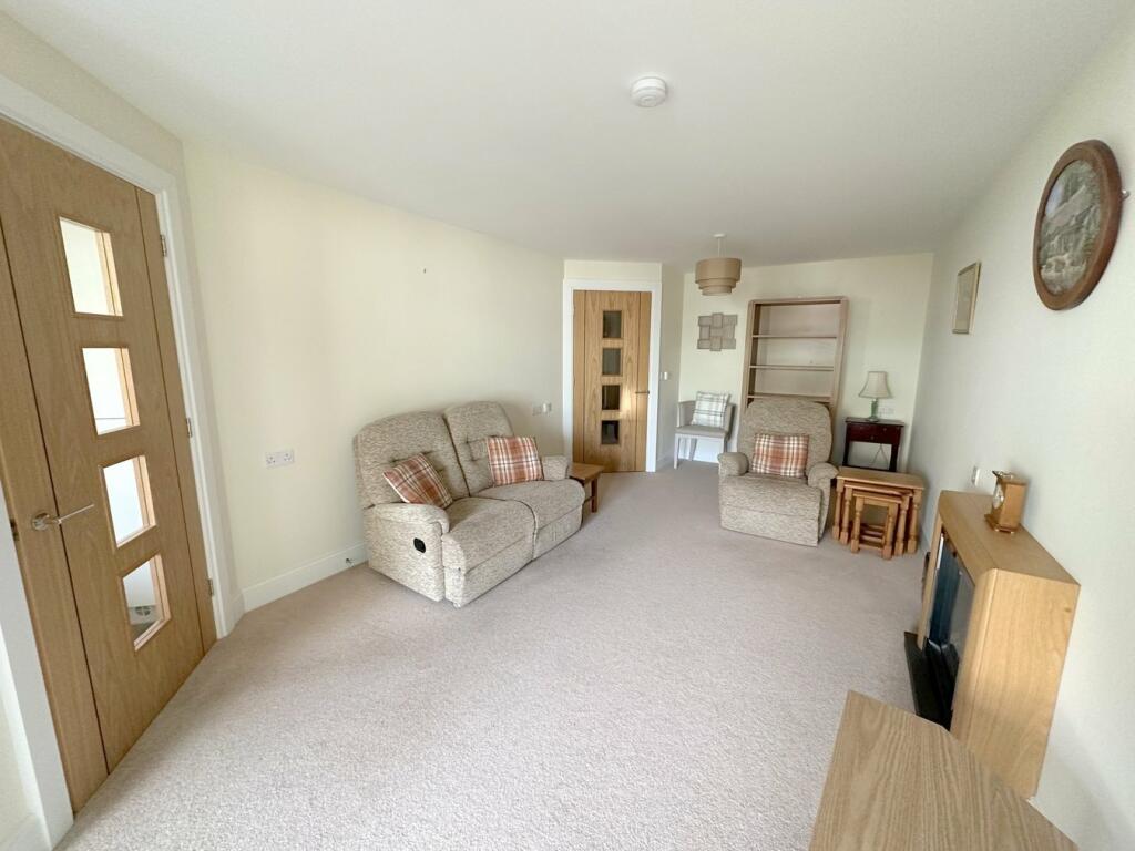Additional image 4 of 87  Churchfield Road, Poole, BH15