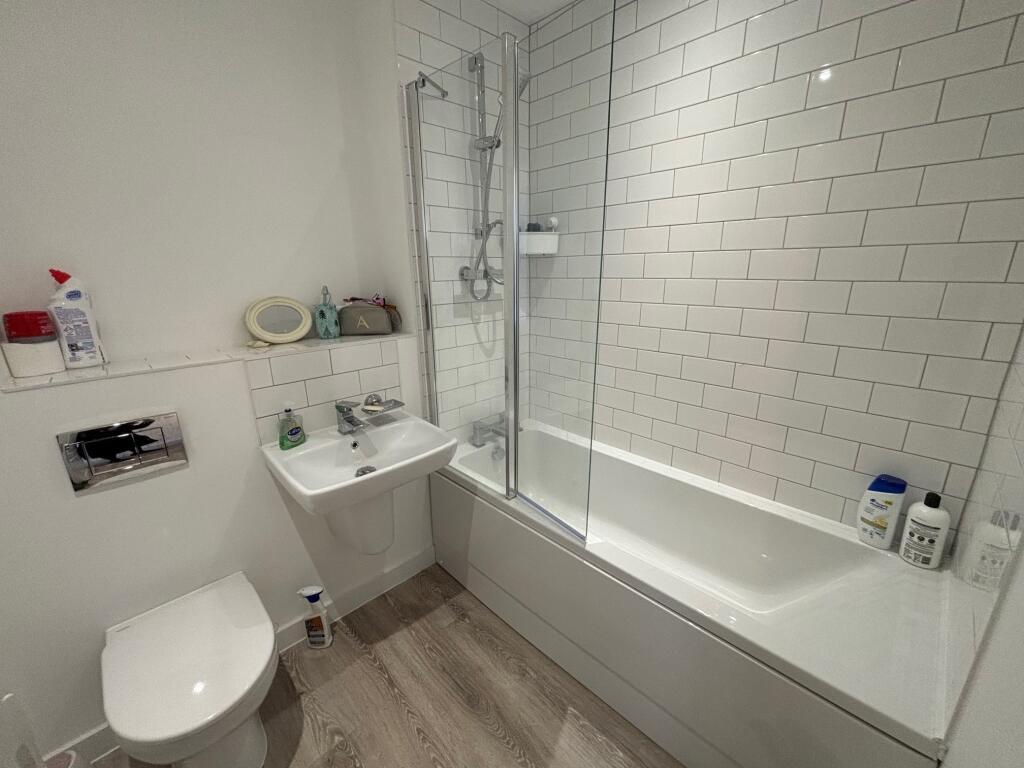 Additional image 11 of Parkes Avenue