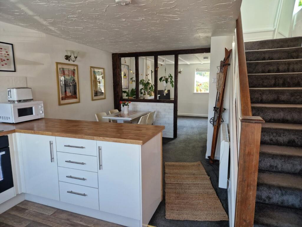 Additional image 5 of Kingsburys Lane, Ringwood, Hampshire, BH24