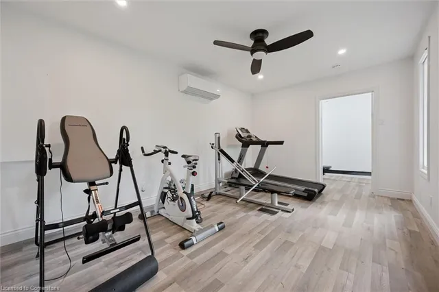 Additional image 32 of 882-888 Fairway Rd