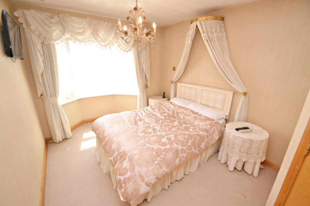 Additional image 8 of Ashley Cross