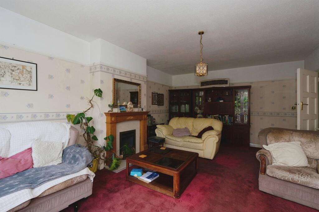 Additional image 4 of George V Avenue, Worthing