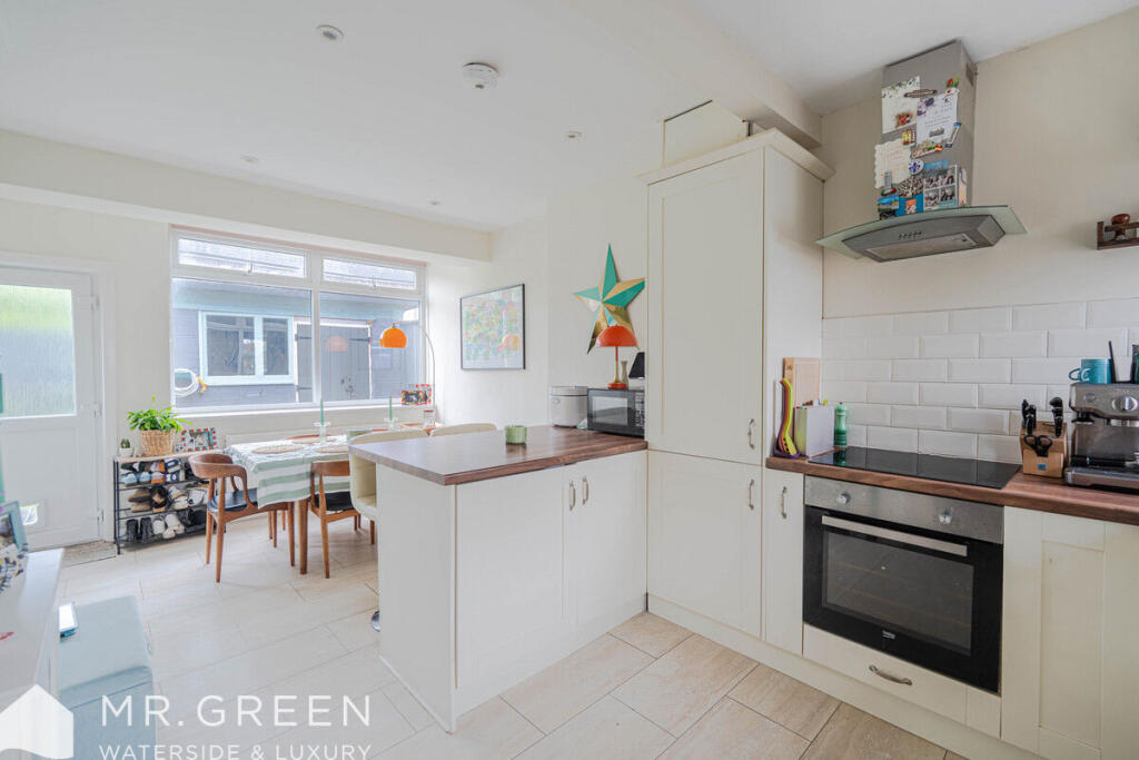 Additional image 17 of Hillbrow Road, Southbourne, Dorset, BH6 5NT