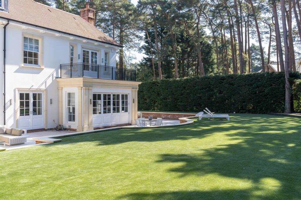 Additional image 23 of Western Avenue, Branksome Park